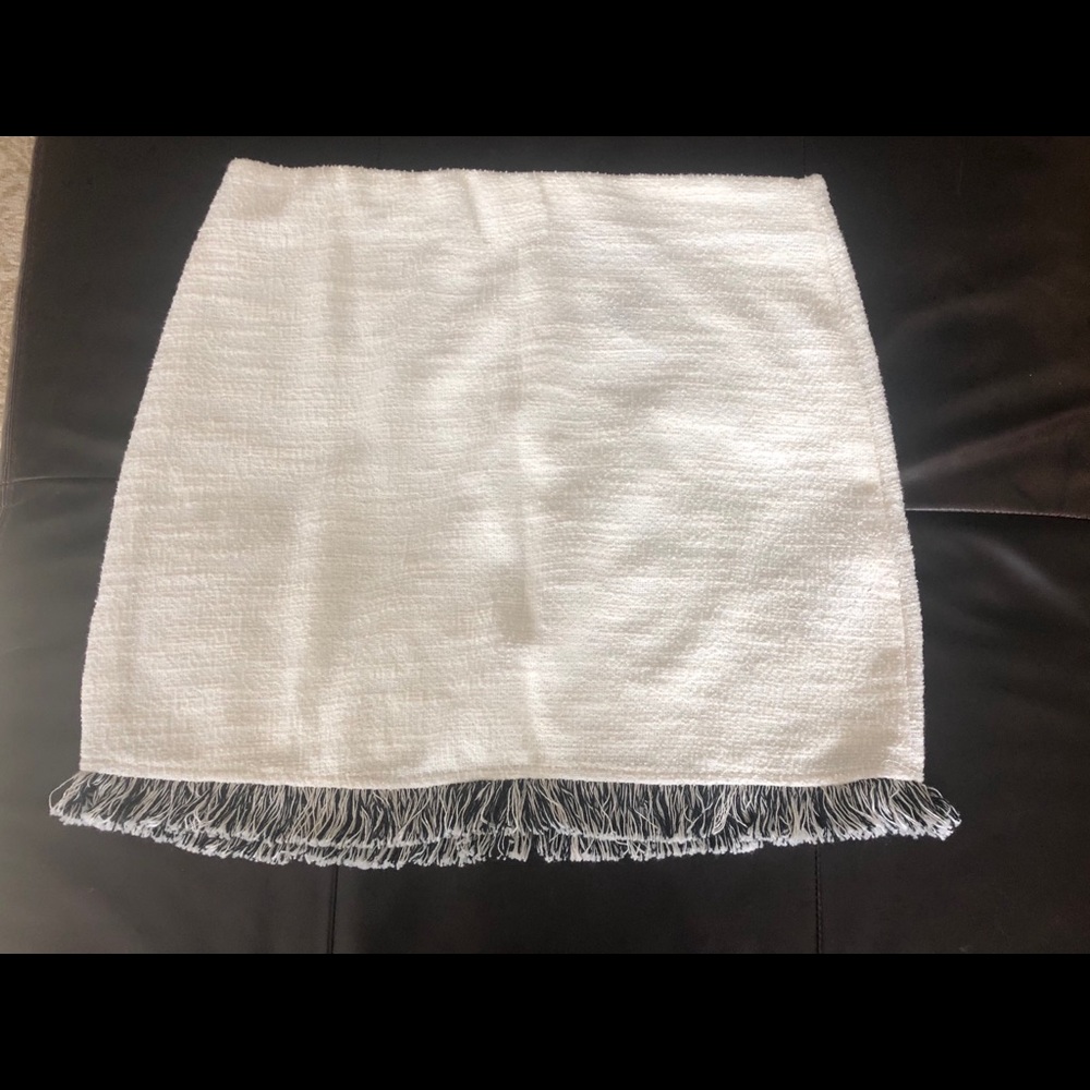 Zara Trafaluc White Mini Skirt